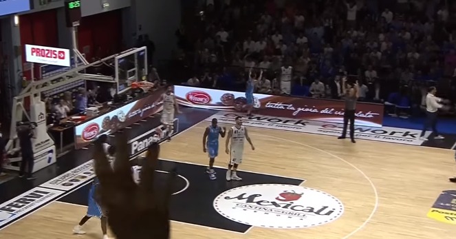 Serie A1, la Vanoli Cremona supera Brescia all'ultimo sospiro