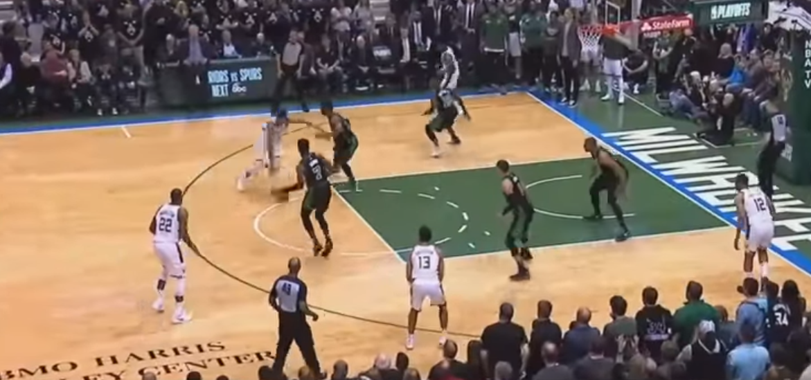 Milwaukee e Washington sul 2-2: Boston e Toronto ko. LeBron trascina i Cavs