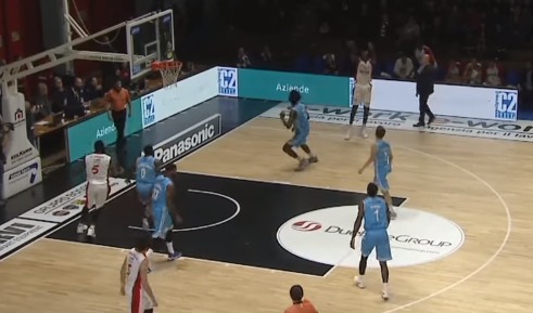 Serie A1, stasera si gioca il recupero tra Grissin Bon Reggio Emilia e Vanoli Cremona