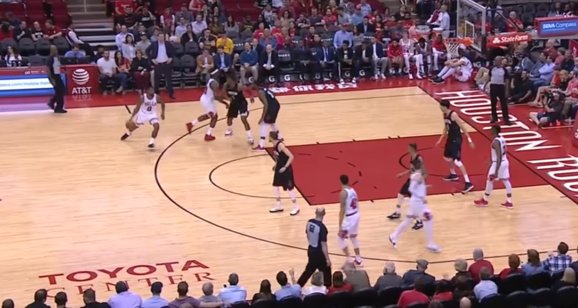 Houston e Toronto imprendibili. Golden State e Cleveland ancora ko