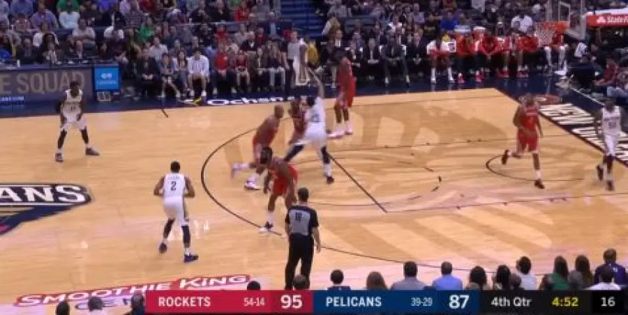 Houston vince ancora: Harden (32 punti) demolisce i Pelicans. Ma i Warriors non mollano