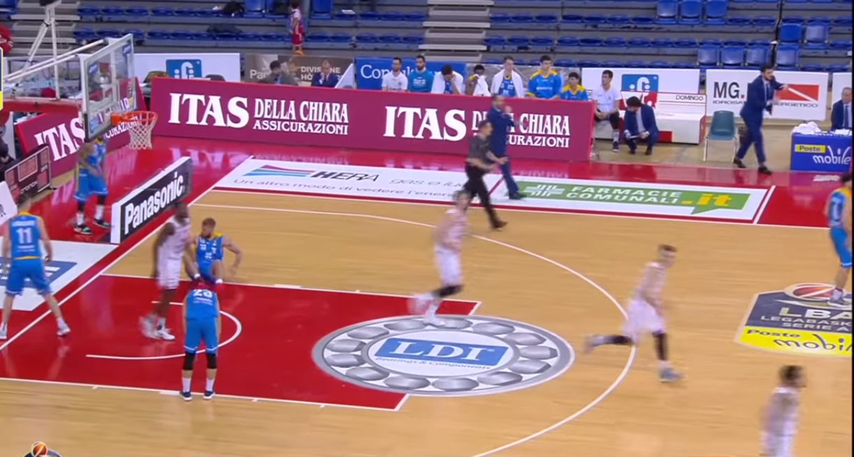 Pesaro, la 'remuntada' ha riacceso l'entusiasmo. Leka: "Ringrazio i tifosi"