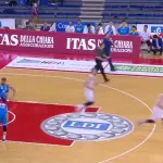 Pesaro, la 'remuntada' ha riacceso l'entusiasmo. Leka: "Ringrazio i tifosi"