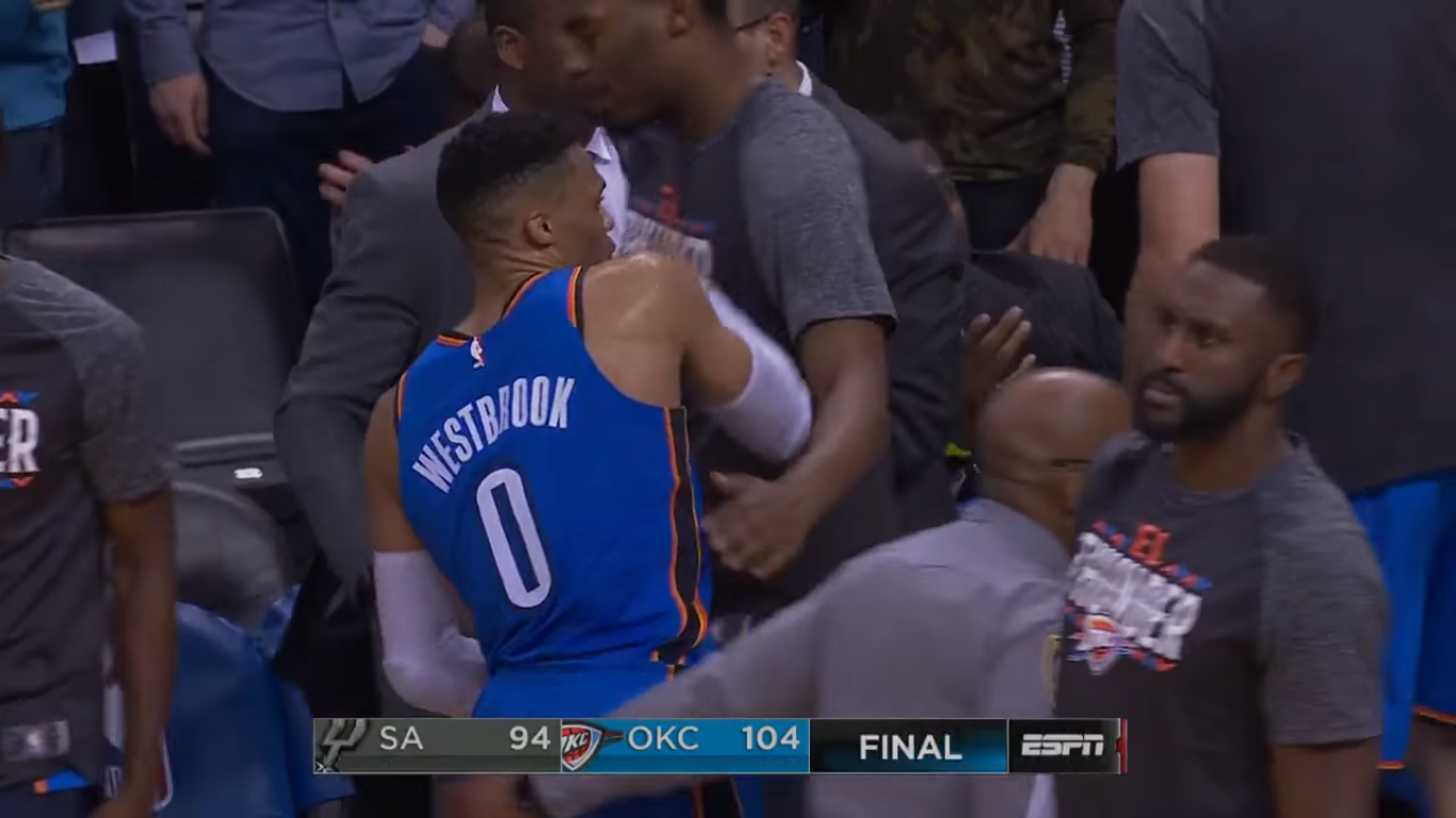 San Antonio, un altro ko: Westbrook trascina Oklahoma (104-94)