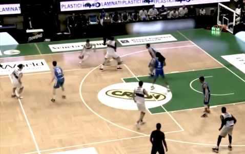 Orlandina, ufficiale l'ingaggio del centro statunitense Justin Knox