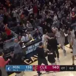 LeBron fa respirare Cleveland, Minnesota cede all'ultimo secondo (140-138)
