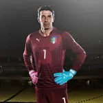 Juventus, Buffon e Higuain ipotecano la finale di Coppa Italia