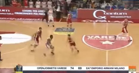 Milano affonda a Varese (72-76): Brescia in testa da sola