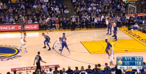 Curry devasta i Knicks (123-112). Boston perde ancora, Cavs a picco