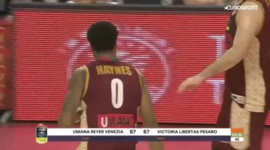 Serie A, Avellino nuova capolista. Brescia cade a Torino, Venezia vince nel finale