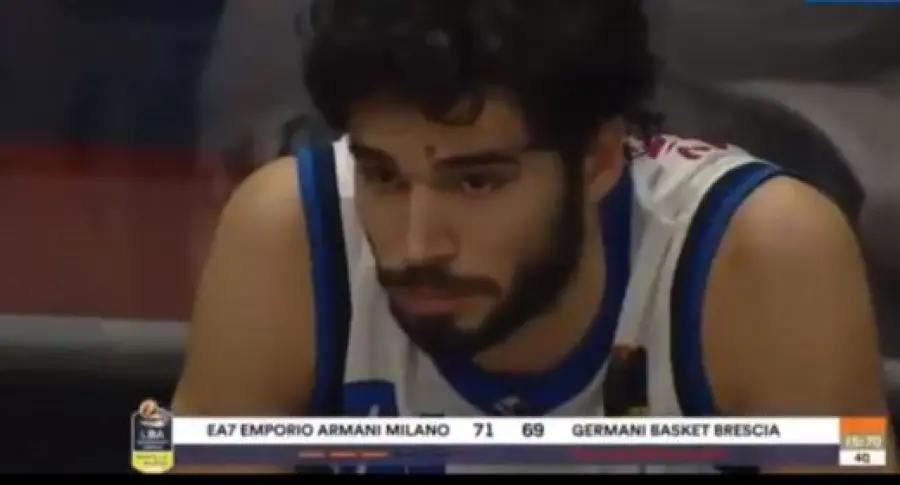 Il big match va all'Olimpia Milano: al Forum piegata una bella Brescia (74-71)