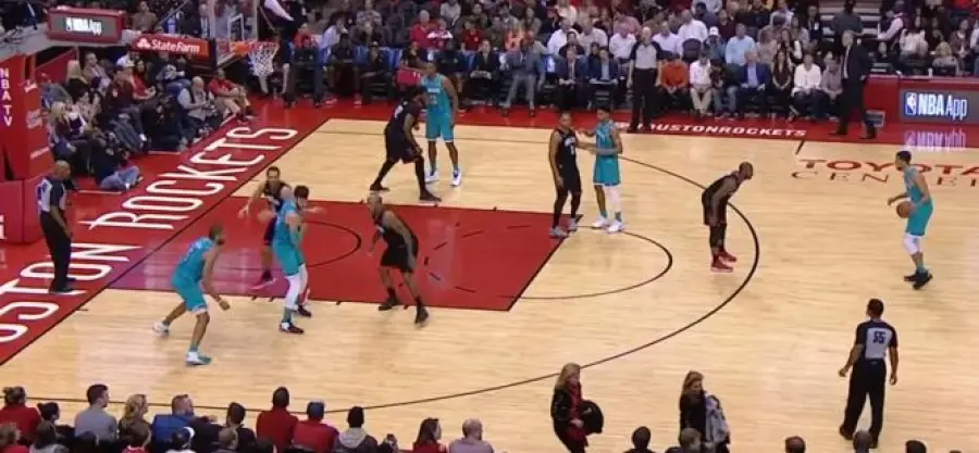 Houston inarrestabile, 11esima di fila. Boston torna a vincere