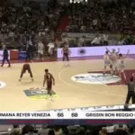 Venezia, che crollo al PalaTaliercio: Reggio Emilia fa l'impresa (66-68)