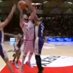 Fiat, che ti succede? A Pistoia domina la The Flexx (80-65). Slaughter fa godere la Virtus