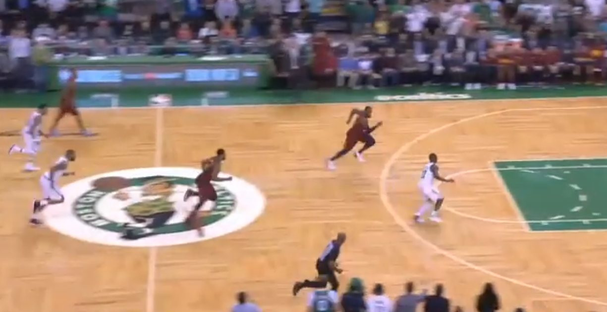 Cleveland, l'ammissione di JR Smith: "Dobbiamo aiutare di più LeBron"