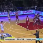 Finalmente Reggio: umiliata Pistoia (90-42). Cantù lotta, ma la spunta Venezia (92-93 dts)