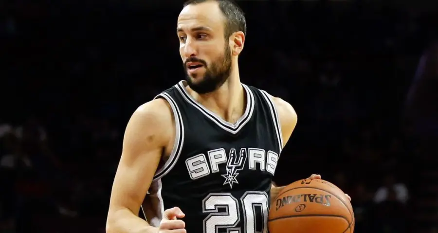 Reggio Calabria dedica a Ginobili una maglia per la millesima presenza in Nba