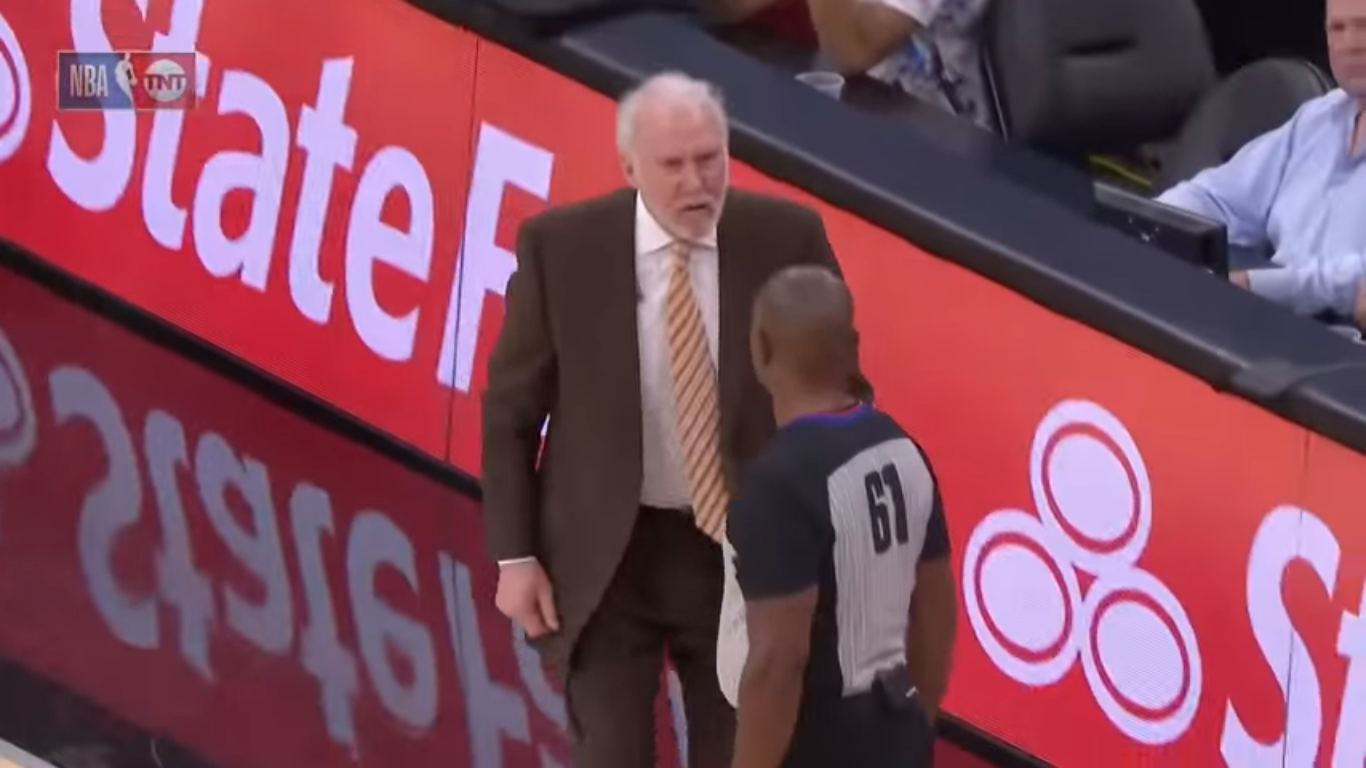 San Antonio-Golden State 92-112, Popovich perde la testa: espulso