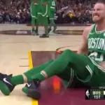 Boston, esordio shock: passano i Cavs (102-99), bruttissimo infortunio per Hayward