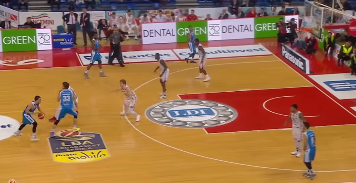 Serie A, ultimo atto: Sassari-Pesaro e Cremona-Capo d'Orlando sfide cruciali