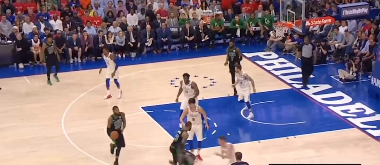 Orgoglio Phila, Celtics ko (103-92): 1-3, si torna a Boston. Cleveland umilia Toronto: 4-0